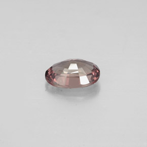 0.76캐럿 천연 핑크빛 로즈에서 레드 핑크 컬러체인지 가넷, 타원형 컷, 6.5×4.6 mm, VVS