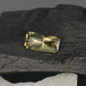 0.74캐럿 천연 갈색빛 옐로우 컬러체인지 가넷, 에메랄드 컷, 7.1×3.6 mm, VS