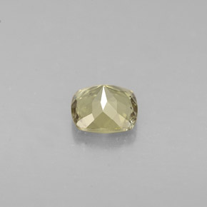 0.71캐럿 천연 녹갈색에서 레드핑크 컬러체인지 가넷, 쿠션 컷, 5.1×5.1 mm, VS