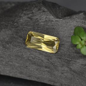0.60캐럿 천연 골든 옐로우 컬러체인지 가넷, 에메랄드 컷, 7.1×3.5 mm, VVS-VS