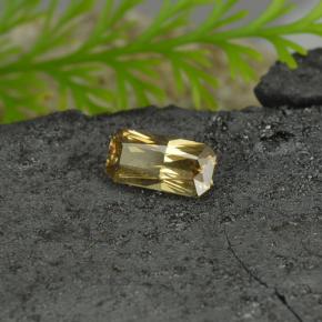 0.78캐럿 천연 골든 옐로우 컬러체인지 가넷, 에메랄드 컷, 7.1×3.5 mm, VVS-VS