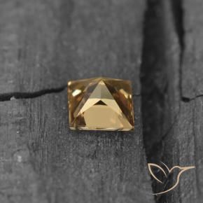 0.58캐럿 천연 골든 브라운 컬러체인지 가넷, 스퀘어, 4.4×4.3 mm, VVS-VS