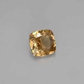 0.58캐럿 천연 골든 브라운에서 오렌지 컬러체인지 가넷, 쿠션 컷, 4.9×4.8 mm, VS