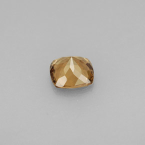 0.67캐럿 천연 골든 브라운에서 오렌지 컬러체인지 가넷, 쿠션 컷, 5.1×5.1 mm, VVS-VS