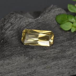 0.59캐럿 천연 골든 브라운 컬러체인지 가넷, 에메랄드 컷, 7×3.4 mm, VS