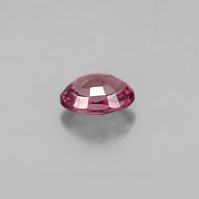 0.61캐럿 천연 퍼플에서 레드 핑크 컬러체인지 가넷, 타원형 컷, 5.8×4 mm, VS
