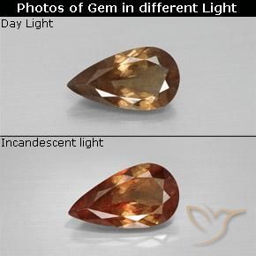 1.77ct 자연스러운 연한 갈색 색상 변경 가넷, 배 모양, VS-SI