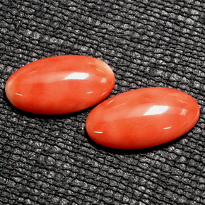 캐럿 천연 살몬 산호 보석, 타원형 컷, 13.6×7.2 mm, 불투명체