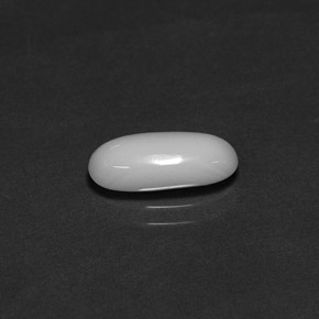 1.82캐럿 천연 화이트 산호, 타원형 컷, 12.1×5.7 mm, 불투명체