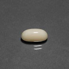 2.21캐럿 천연 크림 산호, 타원형 컷, 10.9×5.4 mm, 불투명체
