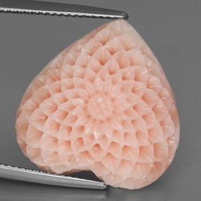 22.67캐럿 천연 화이트 살몬 산호, 하트 모양, 20.1×19.8 mm, 불투명체