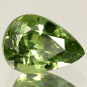 0.76캐럿 천연 그린 데만토이드 가넷, 배 모양, 6.1×4.3 mm, VS-SI