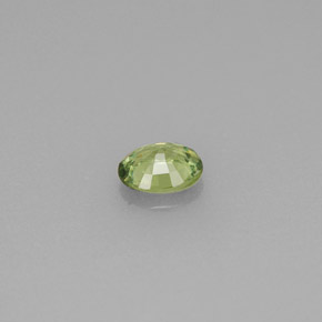 0.28캐럿 천연 골든 그린 데만토이드 가넷, 타원형 컷, 4.5×3.7 mm, VVS