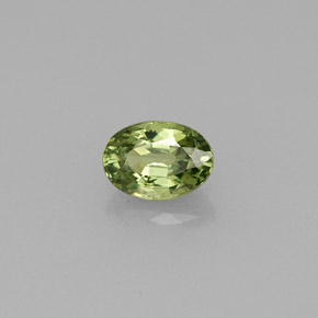 0.67캐럿 천연 그린 데만토이드 가넷, 타원형 컷, 5.9×4.1 mm, VVS