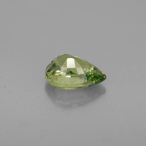 0.58캐럿 천연 골든 그린 데만토이드 가넷, 배 모양, 5.9×4.2 mm, VVS-VS