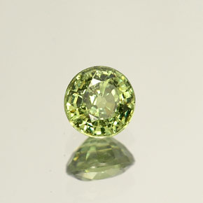 0.53캐럿 천연 골든 그린 데만토이드 가넷, 라운드 컷, 4.58 mm, VS