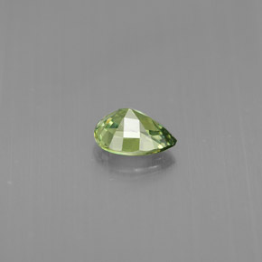0.43캐럿 천연 그린 데만토이드 가넷, 배 모양, 5.3×4.1 mm, VS