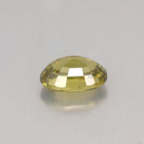 0.68캐럿 천연 골든 그린 데만토이드 가넷, 타원형 컷, 6.1×4.2 mm, VVS-VS