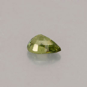 0.50캐럿 천연 골든 그린 데만토이드 가넷, 타원형 컷, 5.7×4 mm, VS