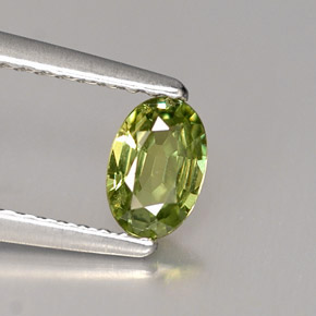 0.42캐럿 천연 골든 그린 데만토이드 가넷, 타원형 컷, 5.8×3.9 mm, VVS-VS
