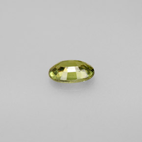 0.59캐럿 천연 골든 그린 데만토이드 가넷, 타원형 컷, 6.2×4.2 mm, VVS-VS