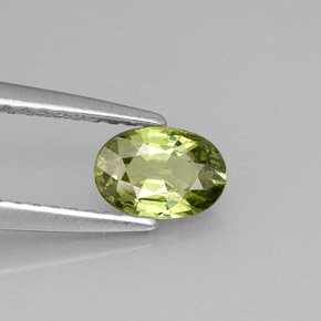 0.59캐럿 천연 골든 그린 데만토이드 가넷, 타원형 컷, 6.1×4.2 mm, VVS-VS
