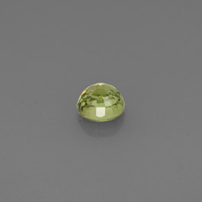 0.38캐럿 천연 골든 그린 데만토이드 가넷, 라운드 컷, 3.86 mm, VS
