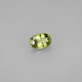 0.65캐럿 천연 골든 그린 데만토이드 가넷, 타원형 컷, 6.1×4.1 mm, VS