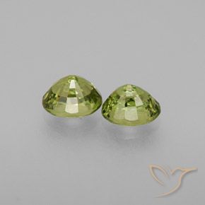 0.87캐럿 천연 Medium Light Green 디맨토이드 가넷 보석, 타원형, VS-SI