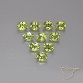 2.66캐럿 천연 Medium Light Green 디맨토이드 가넷 보석, 타원형, VS
