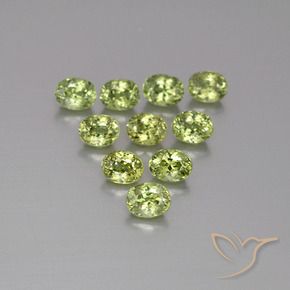 2.84캐럿 천연 Medium Light Green 디맨토이드 가넷 보석, 타원형, VS
