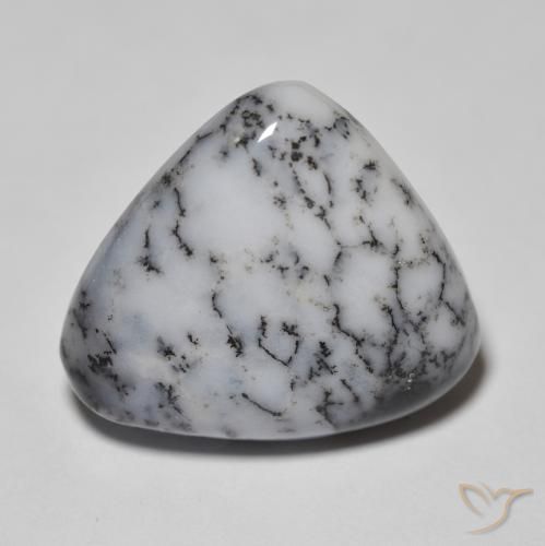 11.11ct 자연스러운 블랙과 화이트 수지상 마노, 배 모양, 불투명체