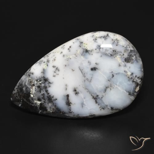 29.38ct 자연스러운 블랙과 화이트 수지상 마노, 배 모양, 불투명체