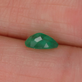 0.36캐럿 천연 그린 에메랄드, 배 모양, 6.1×3.8 mm, SI-I1