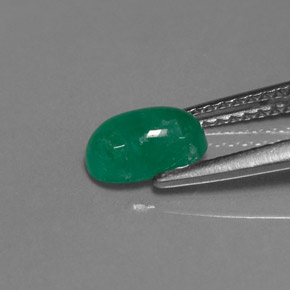 0.90캐럿 천연 그린 에메랄드, 투명한, 7.4×4.6 mm, 투명/반투명