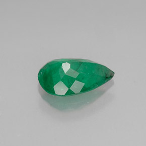 0.96캐럿 천연 그린 에메랄드, 배 모양, 8.9×5.9 mm, I1