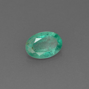 0.63캐럿 천연 그린 에메랄드, 타원형 컷, 7×4.9 mm, I1