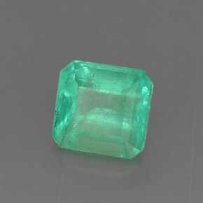1.31캐럿 천연 그린 에메랄드, 에메랄드 컷, 6.6×6.2 mm, SI-I1