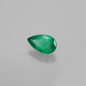 0.53캐럿 천연 그린 에메랄드, 배 모양, 7.7×4.7 mm, I1