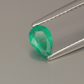 0.36캐럿 천연 그린 에메랄드, 배 모양, 6.1×4.2 mm, SI-I1