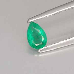 0.37캐럿 천연 그린 에메랄드, 배 모양, 6×4.1 mm, SI-I1
