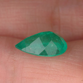 1.40캐럿 천연 그린 에메랄드, 배 모양, 9.9×6.7 mm, I1