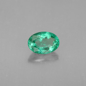 0.49캐럿 천연 그린 에메랄드, 타원형 컷, 6×4.2 mm, SI