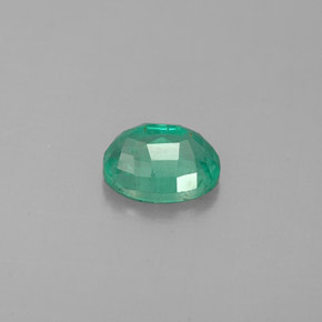 0.60캐럿 천연 그린 에메랄드, 타원형 컷, 6.2×4.7 mm, VS-SI
