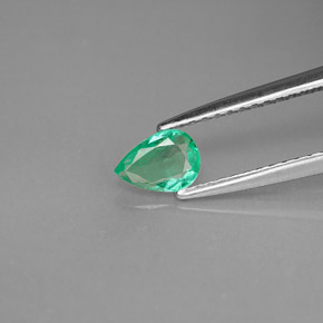 0.31캐럿 천연 그린 에메랄드, 배 모양, 5.7×4.1 mm, VS-SI