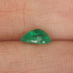 0.41캐럿 천연 그린 에메랄드, 배 모양, 6.2×4.2 mm, SI