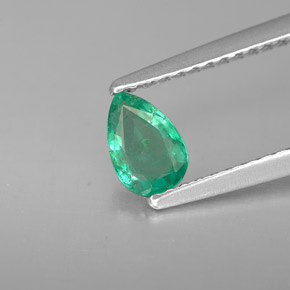 0.39캐럿 천연 그린 에메랄드, 배 모양, 5.9×4 mm, VS-SI