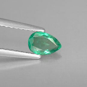 0.39캐럿 천연 그린 에메랄드, 배 모양, 5.9×4 mm, VS-SI