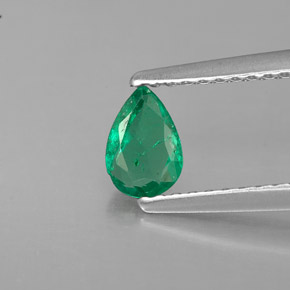 0.33캐럿 천연 그린 에메랄드, 배 모양, 5.9×4.1 mm, VS-SI