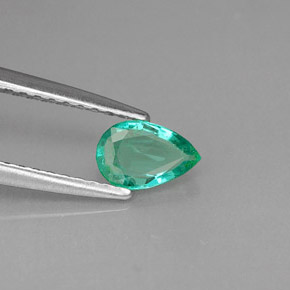 0.32캐럿 천연 그린 에메랄드, 배 모양, 6.1×4.1 mm, VS-SI